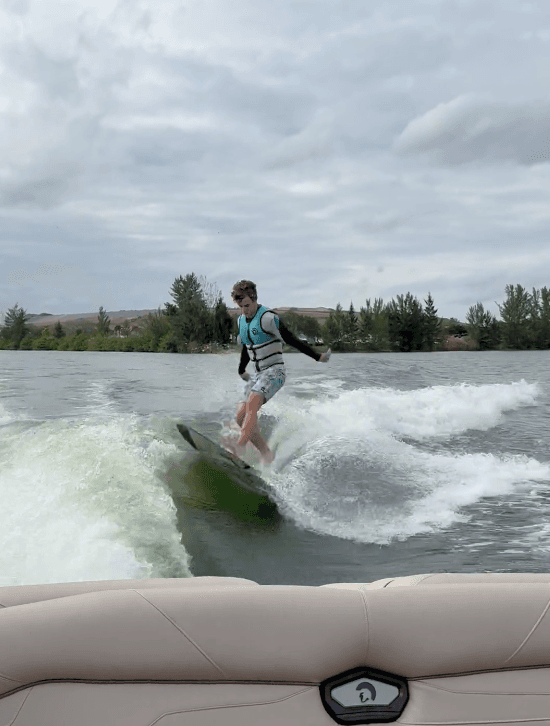 Shuv